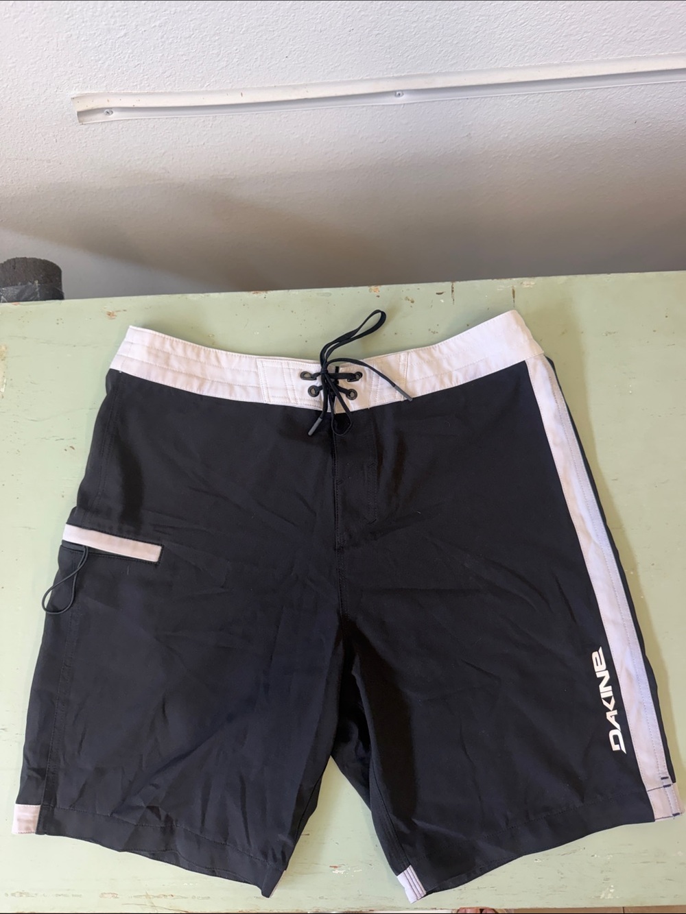 Dakine Black and White Men's Boardshorts with Lace Waist